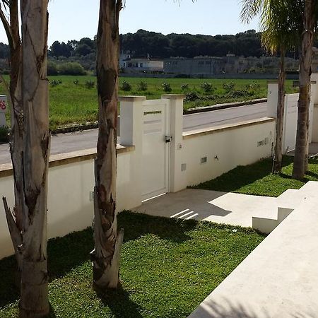 Case Vacanze Iris Uggiano La Chiesa Exteriör bild